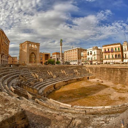 Mammasisi Rooms Lecce Exterior photo